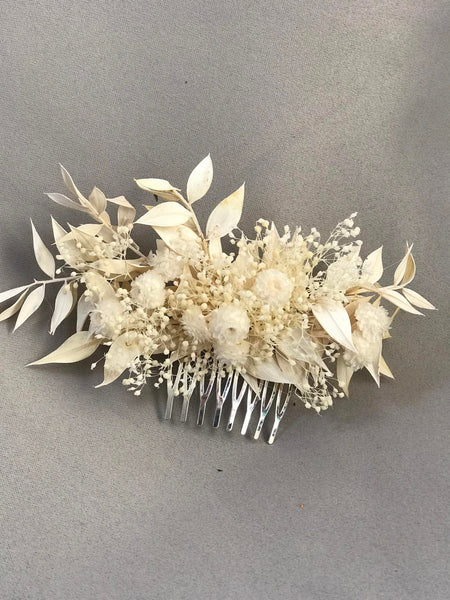 Cream Ruscus flower comb Natural beige wedding headpiece Ivory flower comb Bridal hairstyle Magaela Rustic wedding Boho hair comb Barn