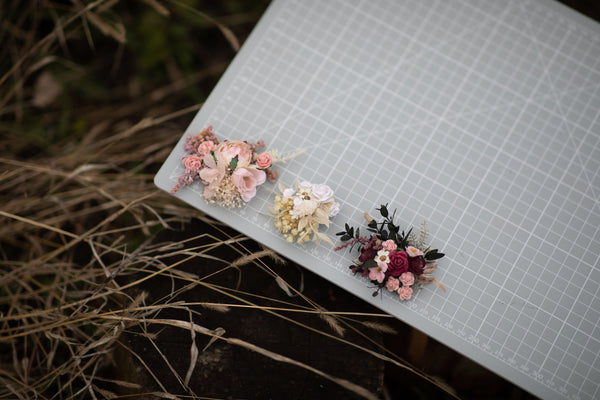 Flower shoe clips Wedding shoe clips Bridal shoes Shoe decor Flowers for shoes Beige and ivory shoe clips Wedding accessories Magaela