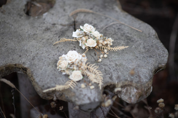Beige and ivory flower earrings