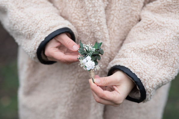 Groom's boutonniere Green and white buttonhole White rose corsage for groom Best man accessories Magaela Customisable boutonniere Greenery
