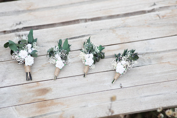 Groom's boutonniere Green and white buttonhole White rose corsage for groom Best man accessories Magaela Customisable boutonniere Greenery