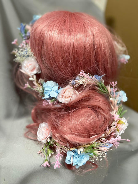 Romantic flower garland Pastel wedding hair garland Bridal hair vine Long Flexible flower headpiece Magaela Pale blue Blush bridal garland