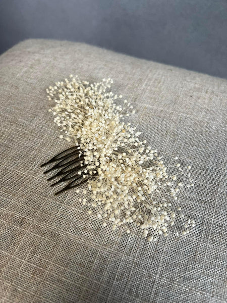 Baby's breath bridal flower comb