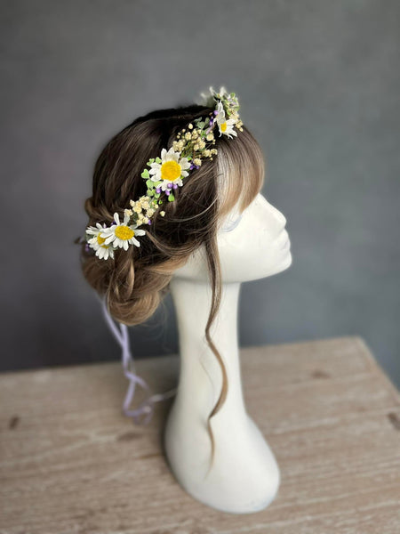 Daisy and gypsophila flower crown