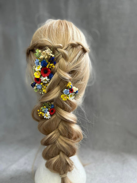 Folk wedding set of comb and hairpins