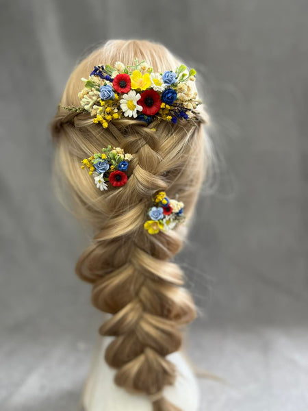 Folk wedding set of comb and hairpins