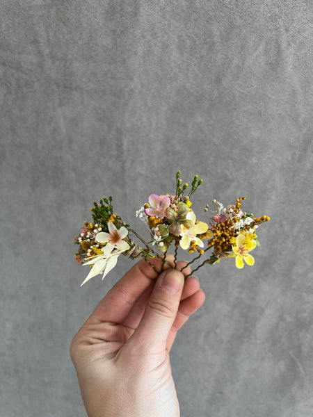 Meadow flower hairpins