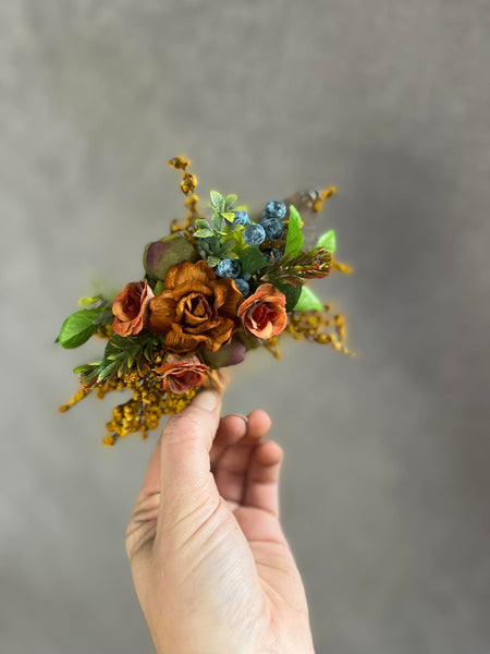 Autumn hair comb with blueberries Customisable Flower hair comb inspired by autumn Wedding comb Fall Bridal hair fashion accessories