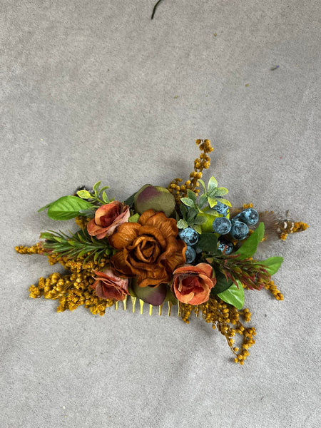 Autumn hair comb with blueberries Customisable Flower hair comb inspired by autumn Wedding comb Fall Bridal hair fashion accessories