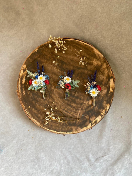 Folk meadow flower boutonnieres