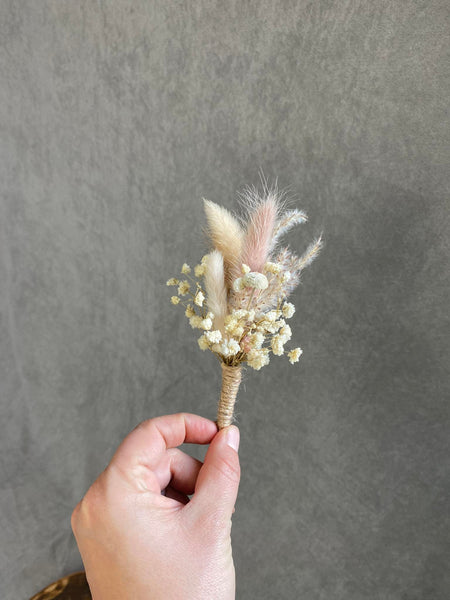 Natural boho rustic boutonnieres