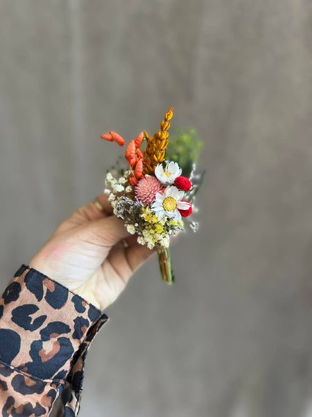 Meadow dried buttonhole Wedding boutonniere for groom Natural preserved boutonniere Groom's corsage Colourful wildflowers Magaela handmade