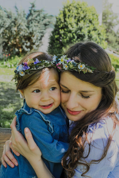 Meadow Mommy and me flower crowns Matching set of hair wreaths for mum and daughter Family photoshoot Flower girl wreath Bridal daisy wreath