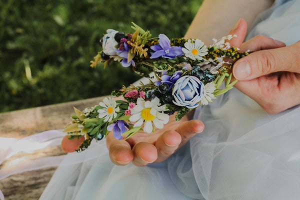 Meadow Mommy and me flower crowns Matching set of hair wreaths for mum and daughter Family photoshoot Flower girl wreath Bridal daisy wreath