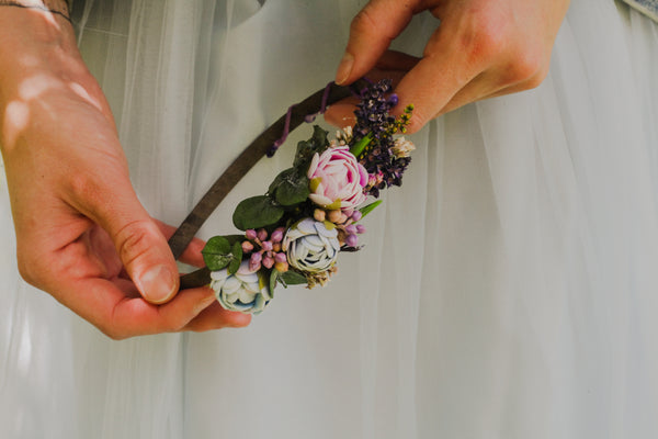 Flower headband with peonies