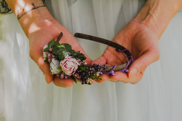 Flower headband with peonies