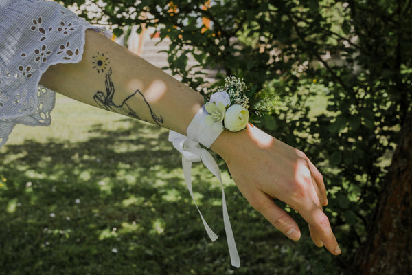 Ivory and white peony bracelet Flower wrist corsage with ferns Bridal jewellery Flower accessories Bride to be Greenery Bridesmaids gift