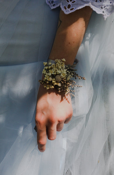 Preserved flower bracelet Baby's breath wrist corsage Dried wedding bracelet Bridesmaid gifts Gypsophila Grey and ivory bracelets Magaela