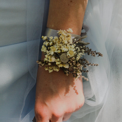 Fresh Gypsophila Bracelet / Wrist Jewelry / Bride Bangle / 