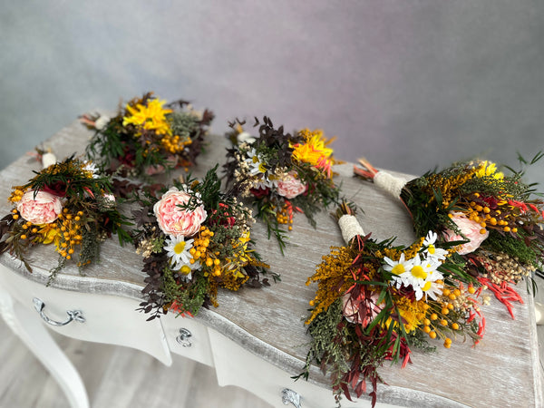 Small autumn bridesmaid bouquets