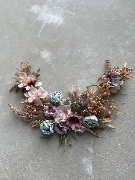 Bridal hair arrangement in pastel colours