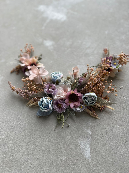 Bridal hair arrangement in pastel colours