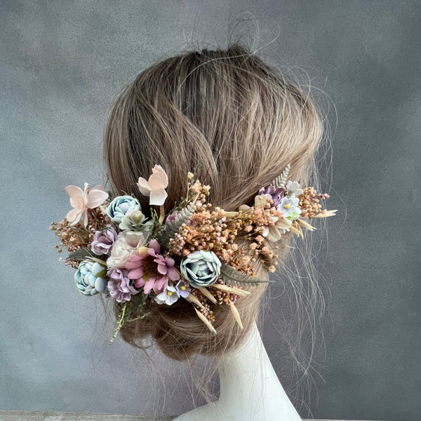 Bridal hair arrangement in pastel colours