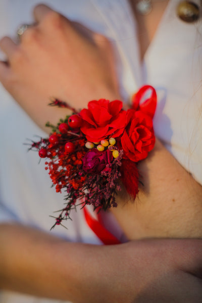 Red flower bracelet Bridal bracelet with berries Magaela Wedding wrist corsage Bride to be Bridesmaid bracelet Red flower jewellery