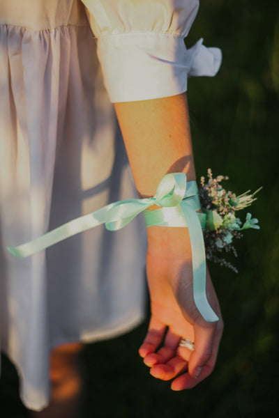 Mint flower bracelet Pastel turquoise bracelet Wrist corsage for bride Flower jewellery Customisable bracelet Bridesmaids jewellery Magaela