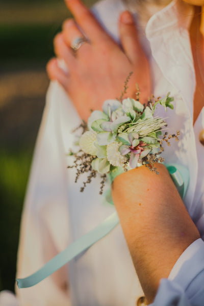 Mint flower bracelet Pastel turquoise bracelet Wrist corsage for bride Flower jewellery Customisable bracelet Bridesmaids jewellery Magaela