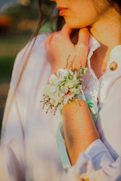Mint flower bracelet Pastel turquoise bracelet Wrist corsage for bride Flower jewellery Customisable bracelet Bridesmaids jewellery Magaela