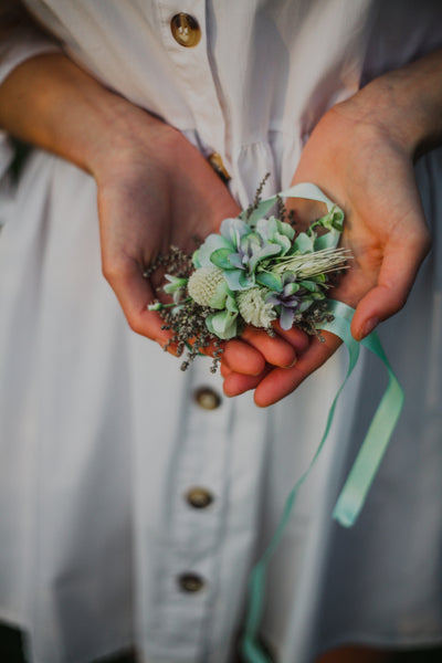 Mint flower bracelet Pastel turquoise bracelet Wrist corsage for bride Flower jewellery Customisable bracelet Bridesmaids jewellery Magaela