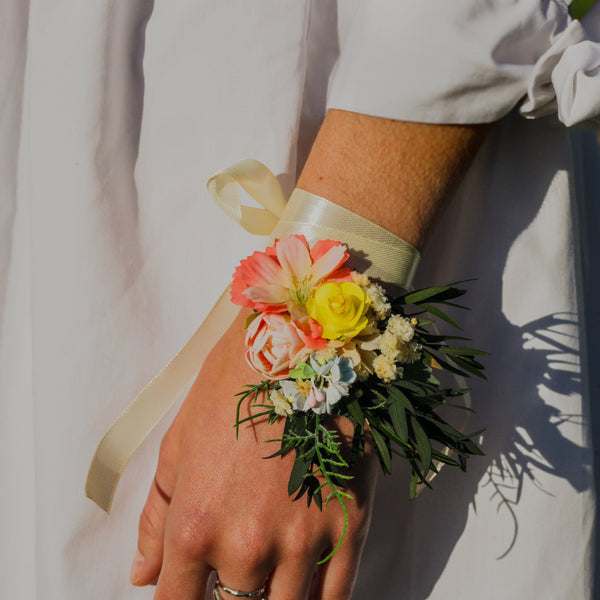 Tropical summer bracelets Bridal flower bracelet Exotic wedding jewellery Flower wrist corsage Summer colourful bracelet Bride to be Magaela