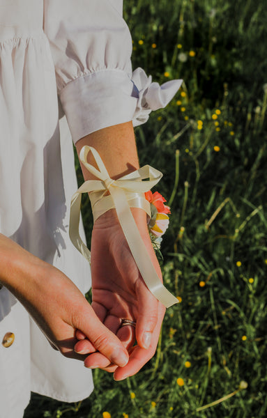 Tropical summer bracelets Bridal flower bracelet Exotic wedding jewellery Flower wrist corsage Summer colourful bracelet Bride to be Magaela