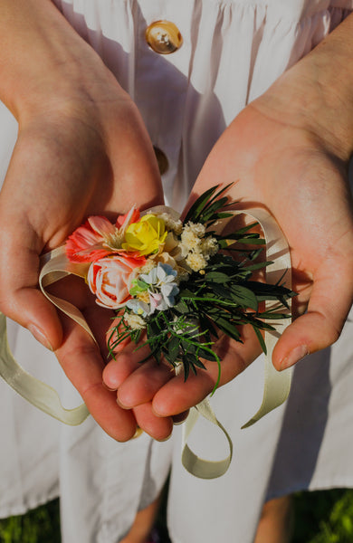 Tropical summer bracelets Bridal flower bracelet Exotic wedding jewellery Flower wrist corsage Summer colourful bracelet Bride to be Magaela