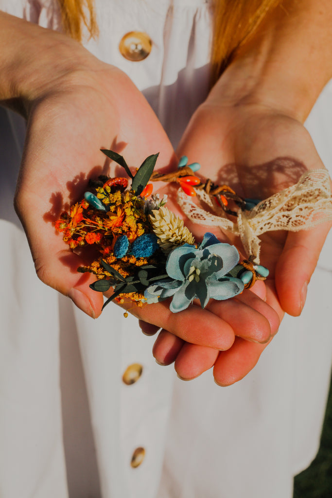 Handmade shop wrist corsage