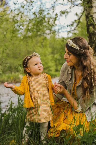 Ivory flower hair crowns Mummy and me wedding crowns Flower girl headpiece Matching hair wreaths Handmade crowns Customisable Baby headband