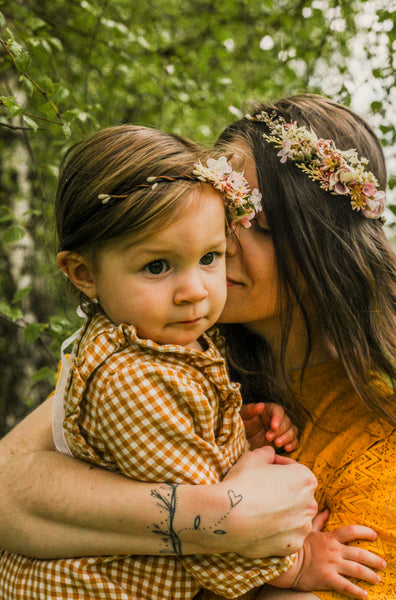 Mummy and me flower crowns Matching flower wreaths Mother and daughter headpieces Flower girl Wedding accessories Pink peony crown Magaela