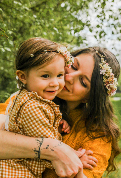 Mummy and me flower crowns Matching flower wreaths Mother and daughter headpieces Flower girl Wedding accessories Pink peony crown Magaela