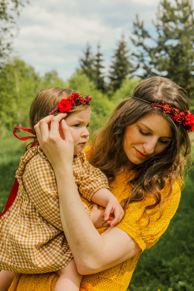 Red flower mummy and me crowns Set of matching hair wreath Customisable flower crowns Daughter hair wreath Girl flower crown Adjustable