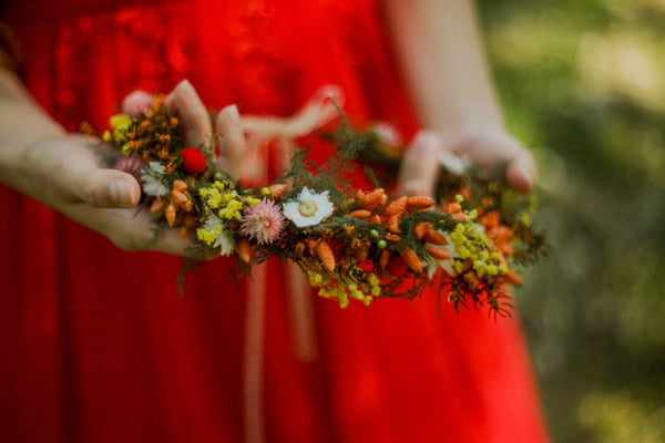 Dried flower crown Meadow wedding wreath Preserved flower bridal wreath Hair crown with wildflowers Magaela handmade Customisable halo
