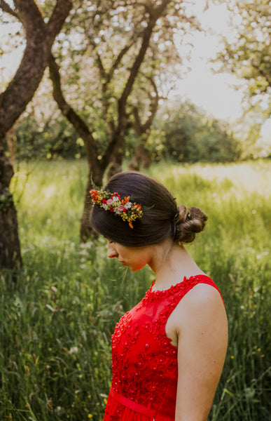 Dried flower comb Bridal hair comb Wildflowers wedding comb Bride to be Preserved flower comb Magaela handmade Meadow wedding headpiece