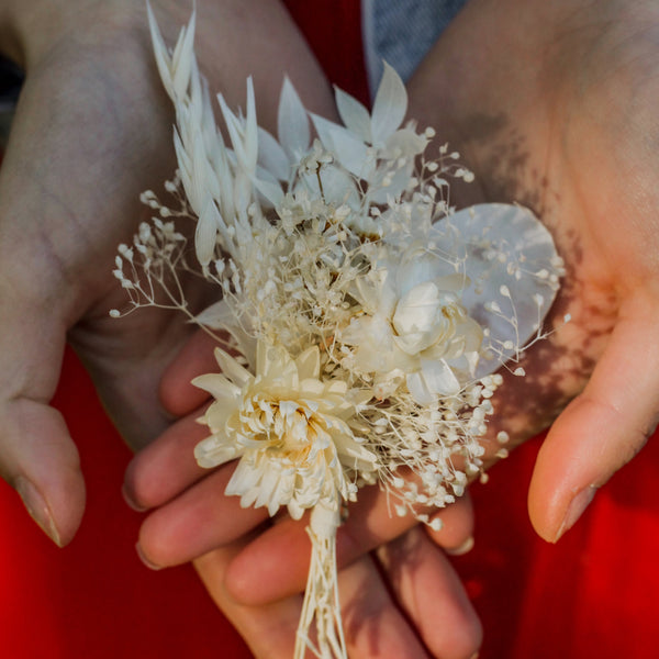 Ivory flower boutonniere Dried corsage for groom Preserved flower corsage Wedding Natural boutonniere jacket flowers cream buttonhole