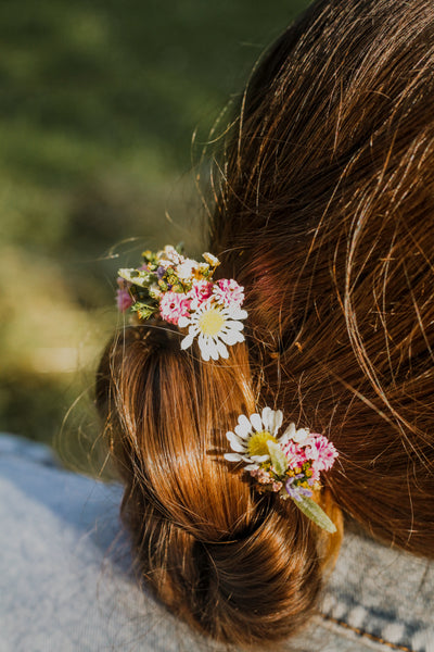 Meadow daisy flower hairpins