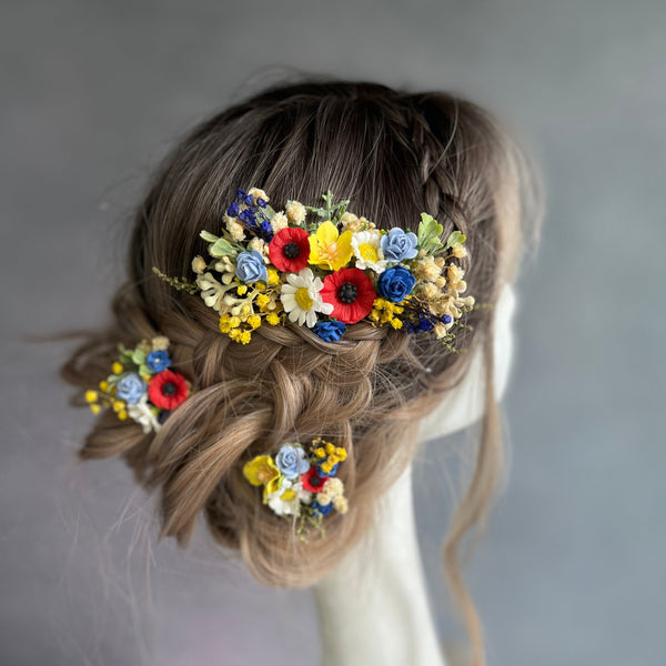 Folk wedding set of comb and hairpins