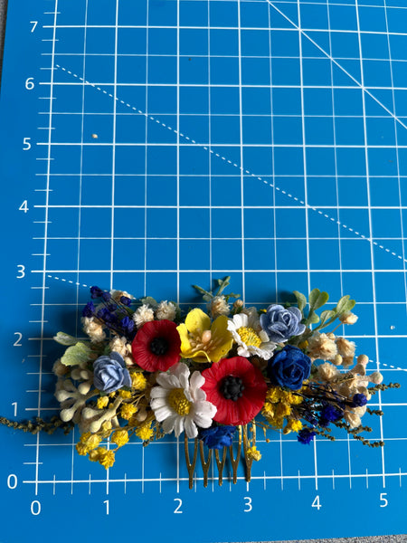 Folk wedding set of comb and hairpins