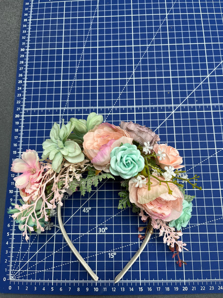Pastel Frida Kahlo wedding headband