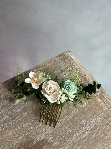 Sage green and white flower comb