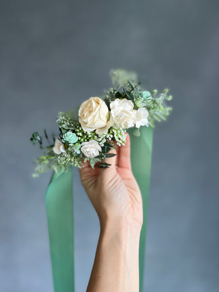 White and sage green flower belt