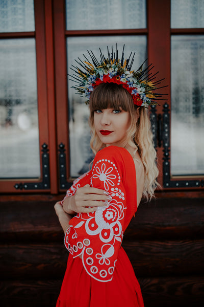 Folk flower halo crown Wedding headpiece Slavic wedding Meadow met gala crown Sun crown Bridal crown with spikes Two sided crown Magaela